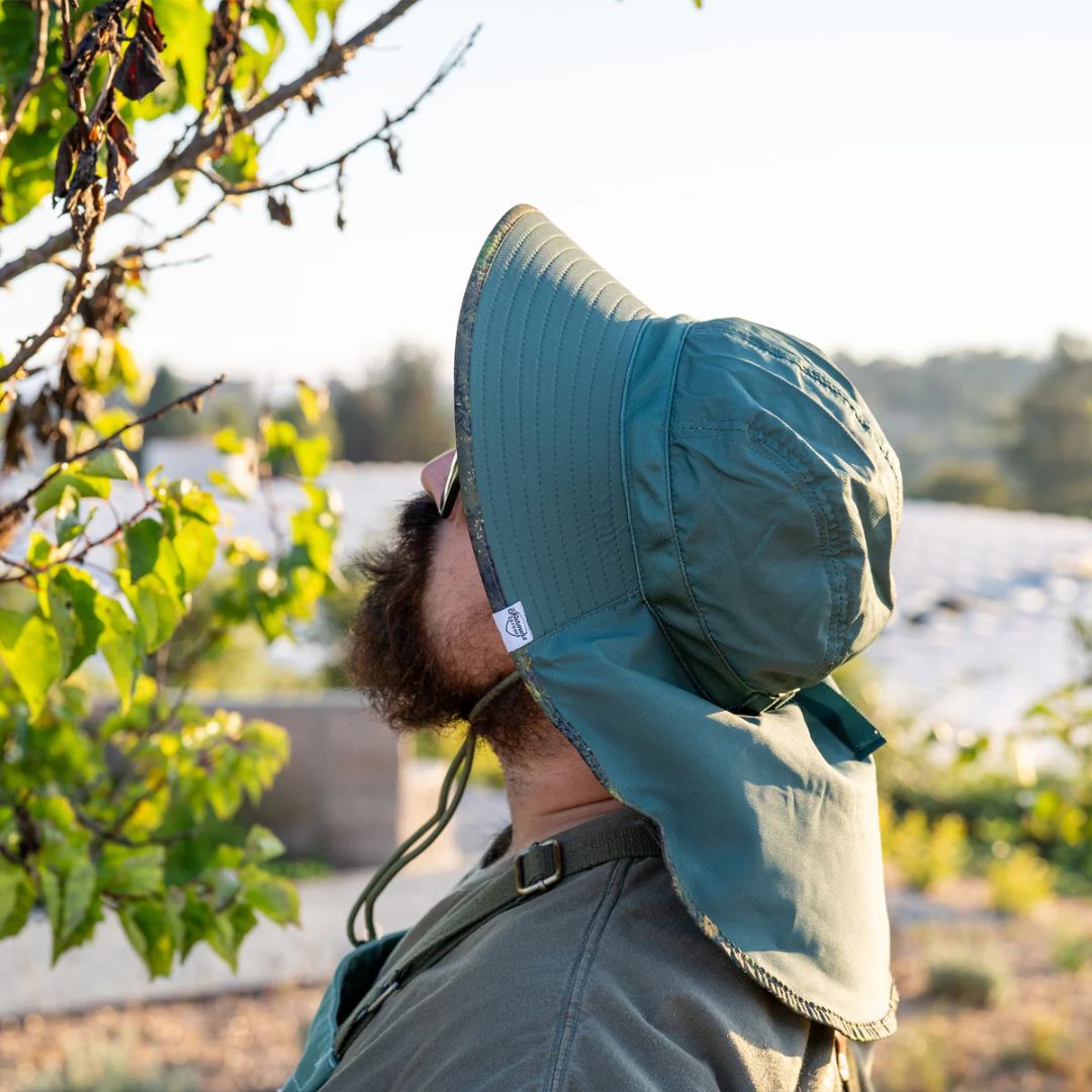 Sun Hat – Farmers Defense – Green Brush Camo